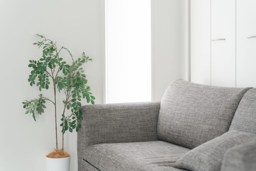 部屋にある家具の画像