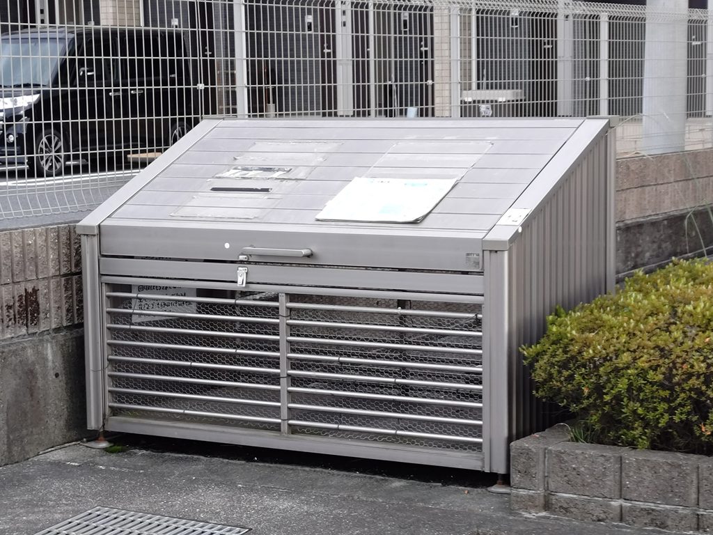 マンションのゴミ置き場の画像
